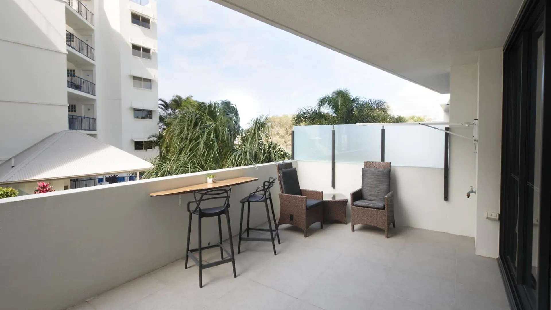 Allure Mooloolaba 0*,  Australia