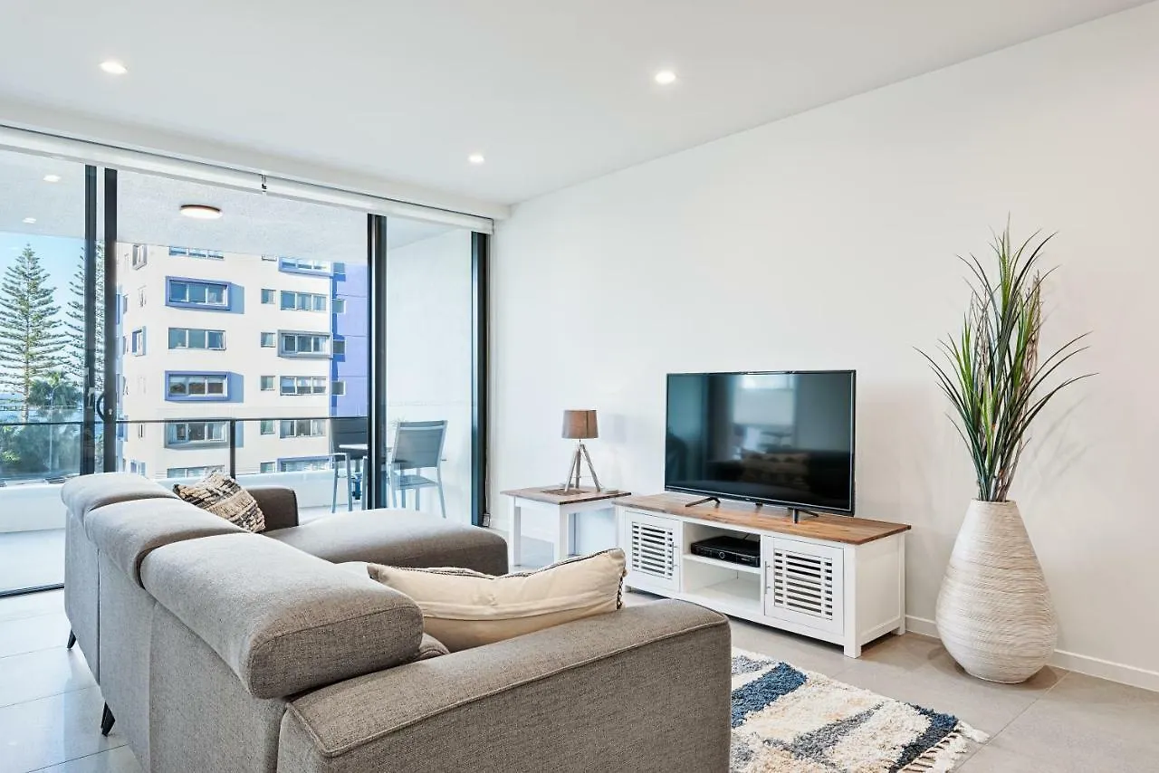 Allure Mooloolaba 0*,  Australia