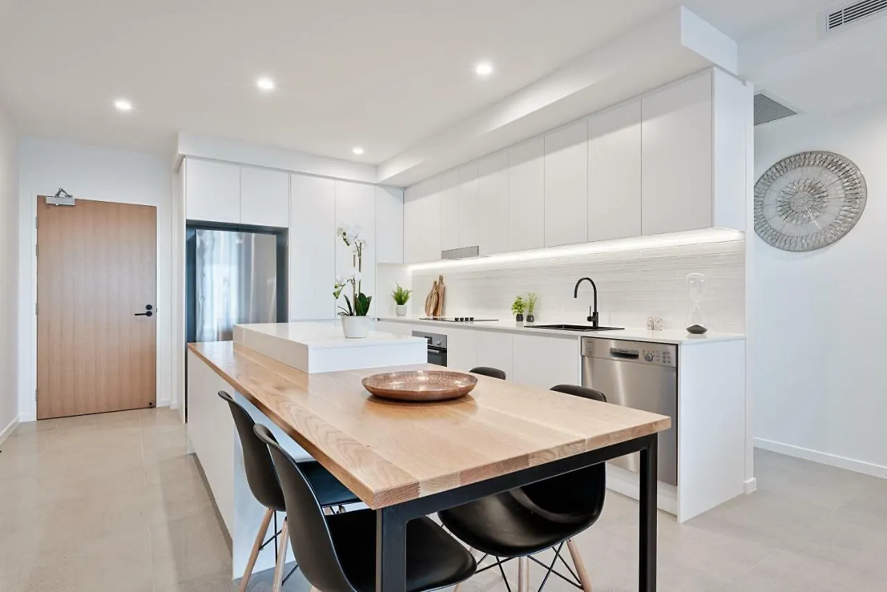 Allure Mooloolaba 0*,  Australia