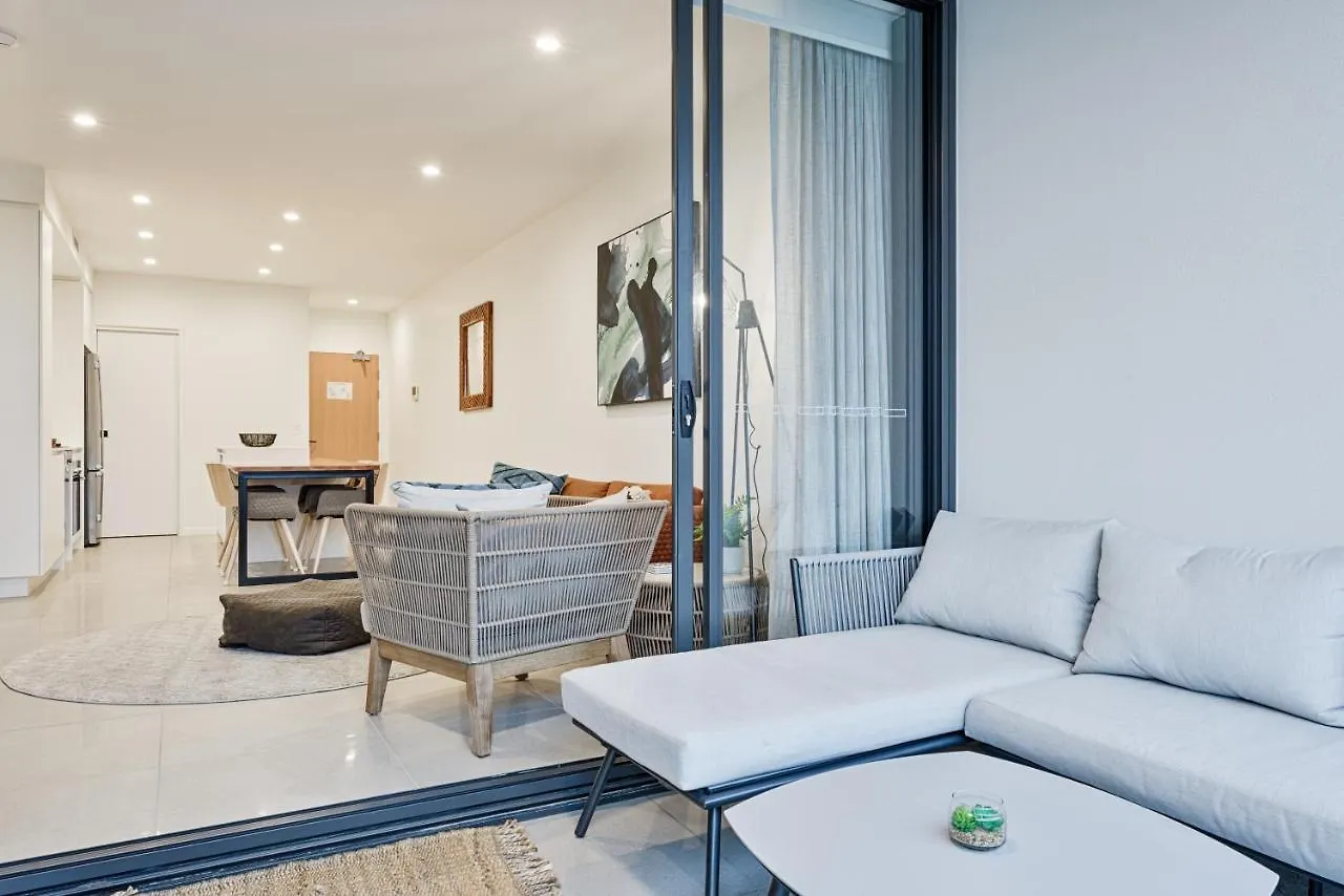 Allure Mooloolaba 0*,
